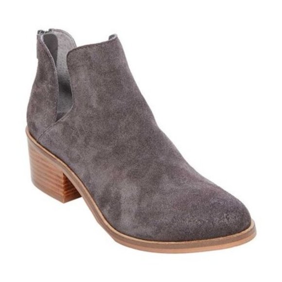 STEVE MADDEN Suede Ankle Booties - Picture 2 of 8